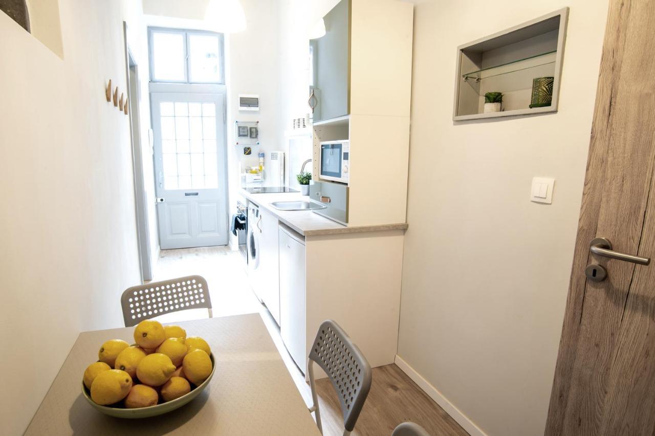 Cozy Apartment On The Boulevard. Budapeste Exterior foto